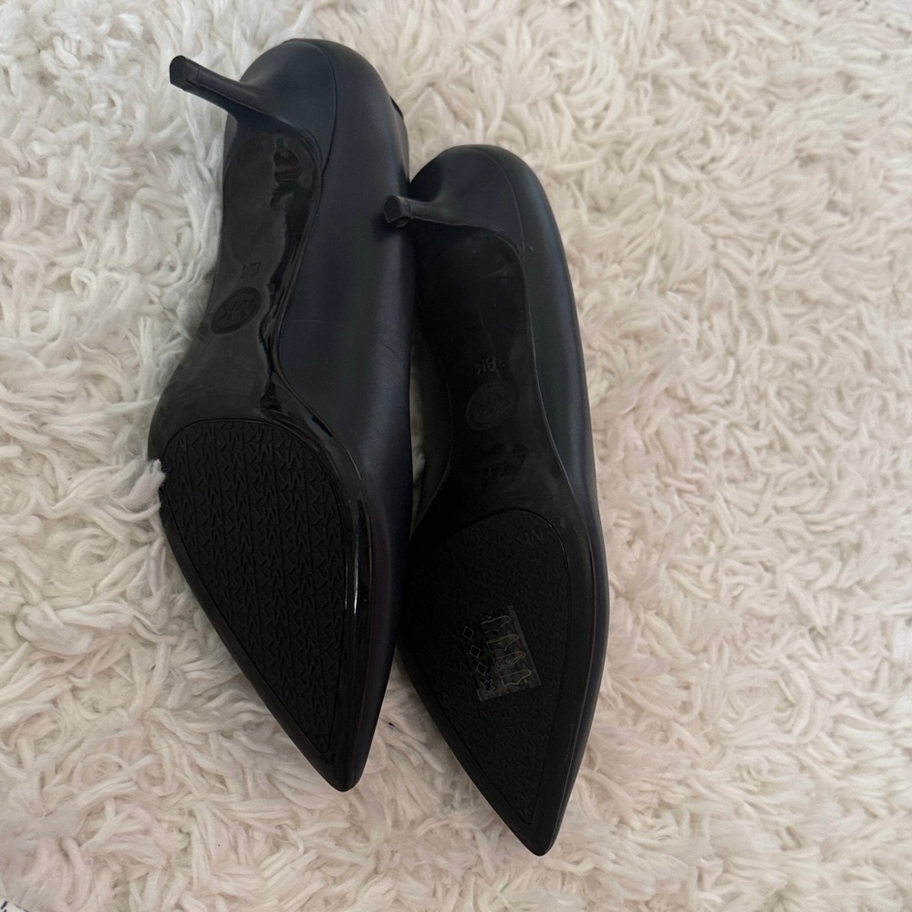 Michael Kors Navy Kitten Pointed Toe Heels - Picture 3 of 4